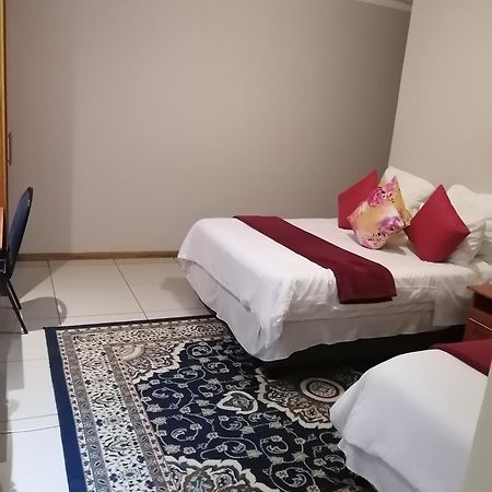 Royal Lodge ويتبانك المظهر الخارجي الصورة